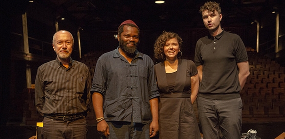 Gerardo Mosquera, Ntone Edjabe, Sabrina Moura, Karol&nbsp;Radziszewski
Foto: Tiago Lima

